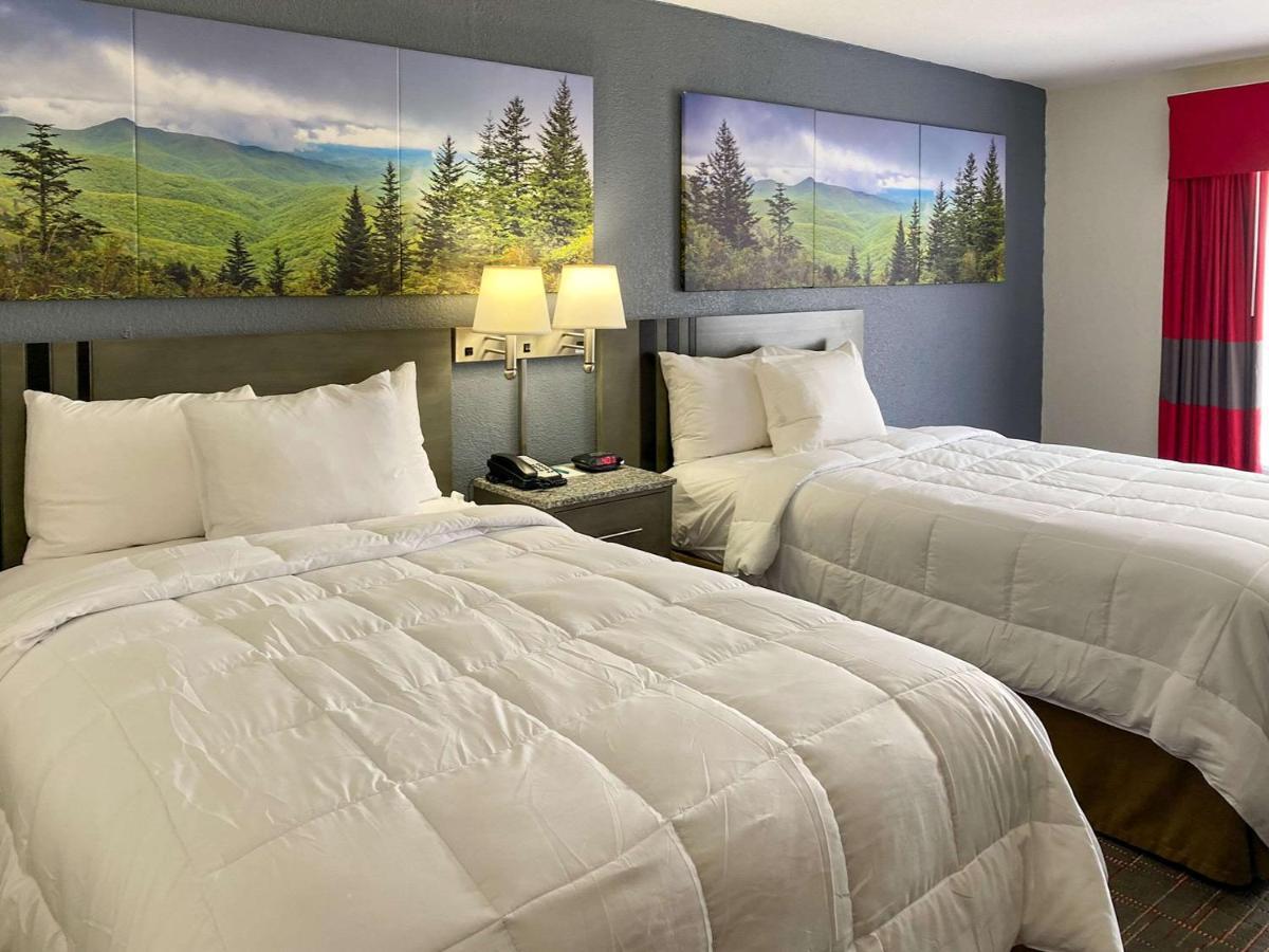 Clarion Pointe - Greensboro Coliseum Area Luaran gambar