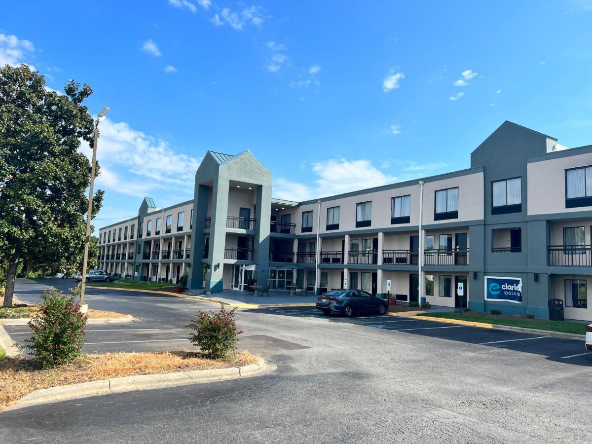 Clarion Pointe - Greensboro Coliseum Area Luaran gambar