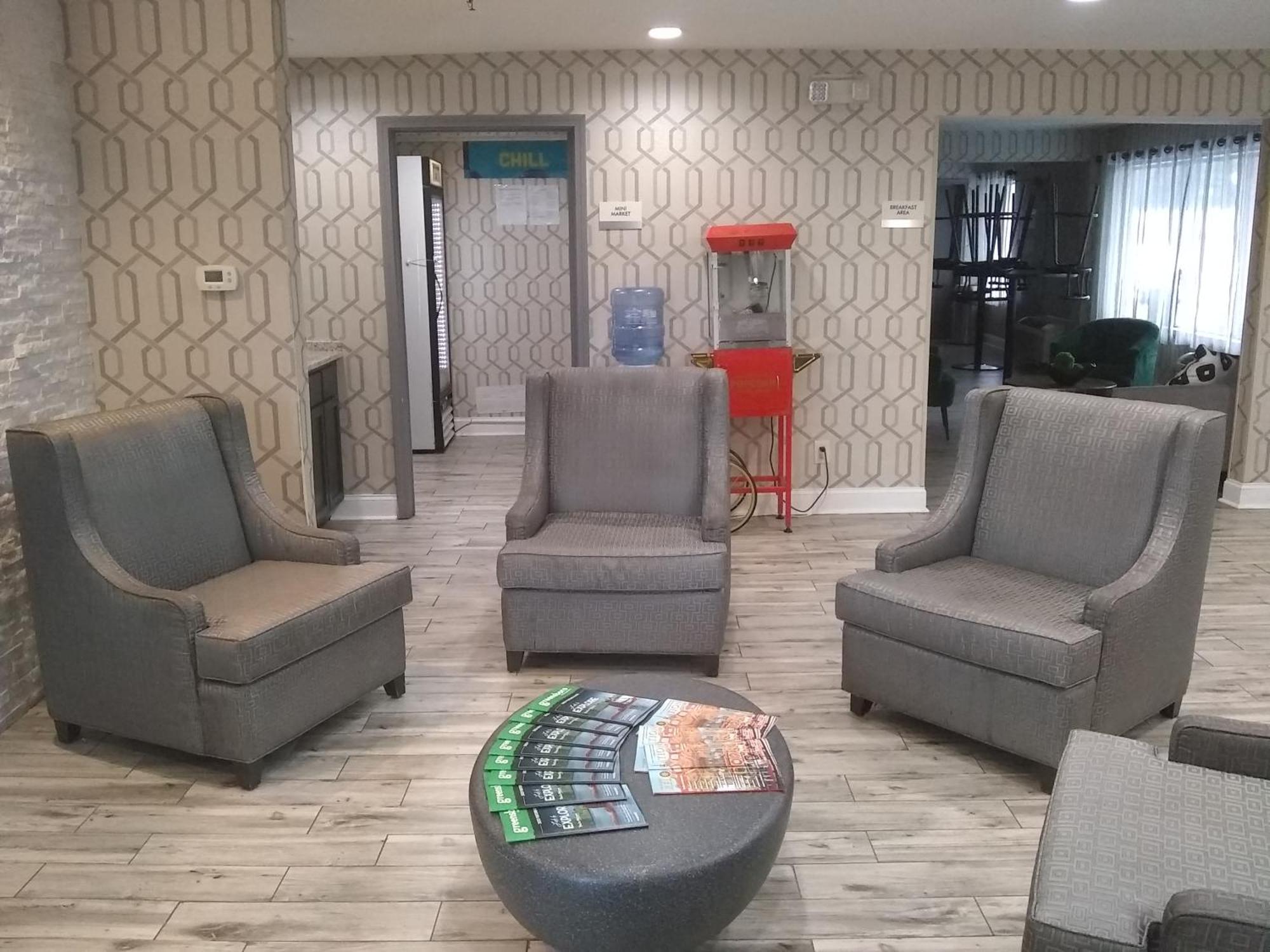 Clarion Pointe - Greensboro Coliseum Area Luaran gambar