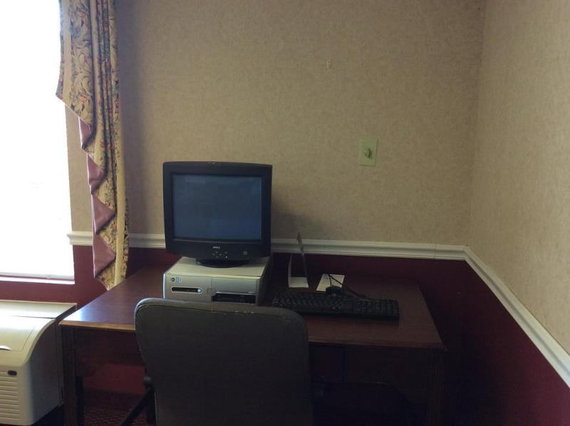 Clarion Pointe - Greensboro Coliseum Area Luaran gambar