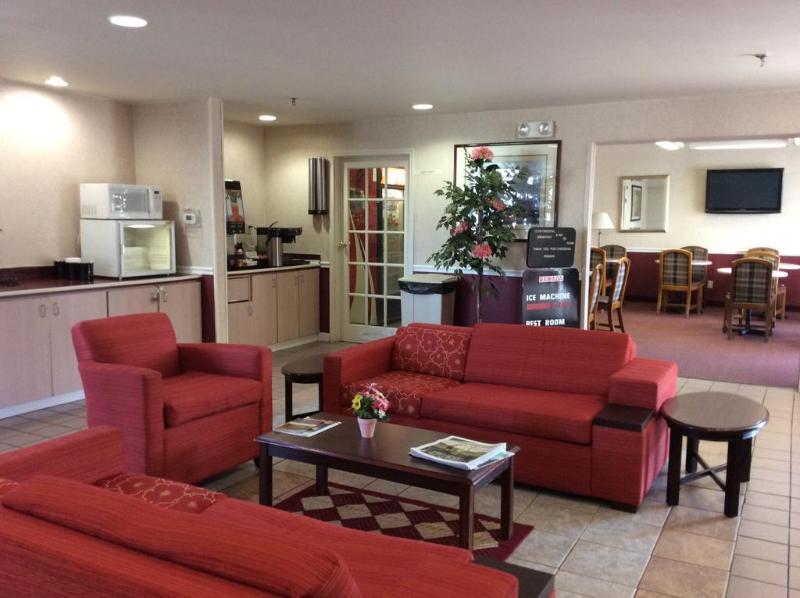 Clarion Pointe - Greensboro Coliseum Area Luaran gambar