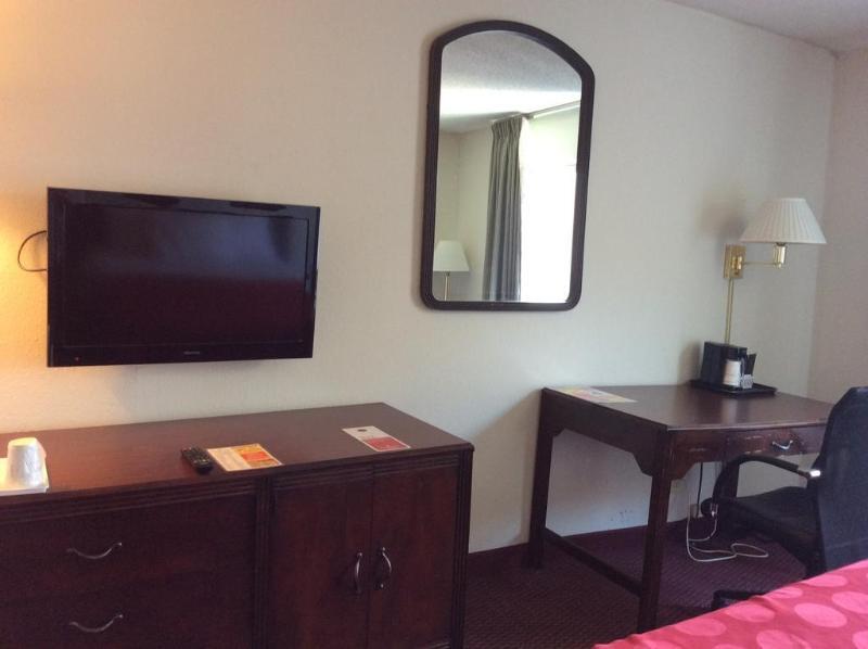 Clarion Pointe - Greensboro Coliseum Area Luaran gambar